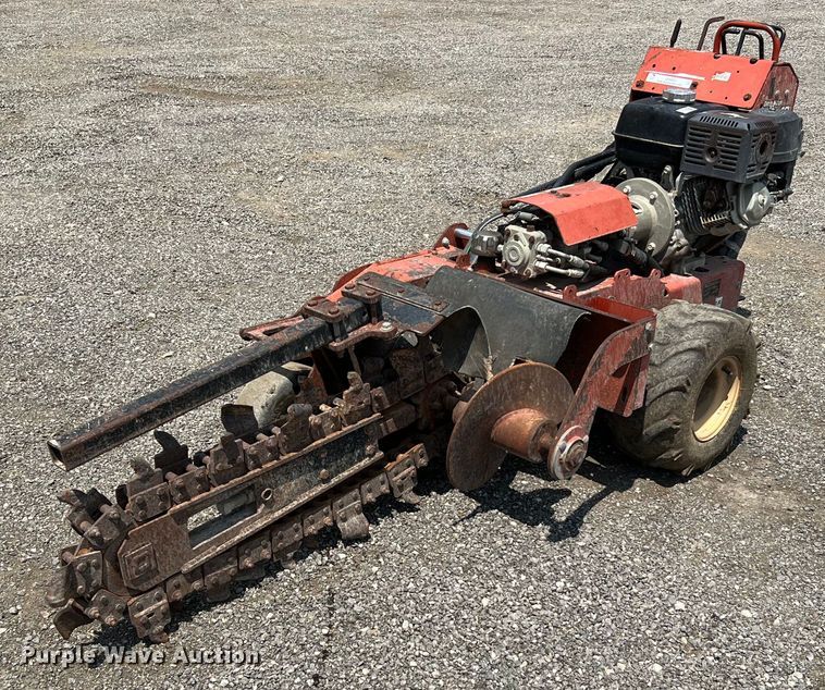 image for item LF9433 2010 Ditch Witch RT10  trencher