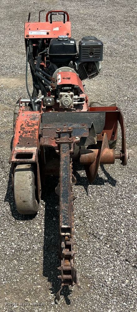 image for item LF9433 2010 Ditch Witch RT10  trencher