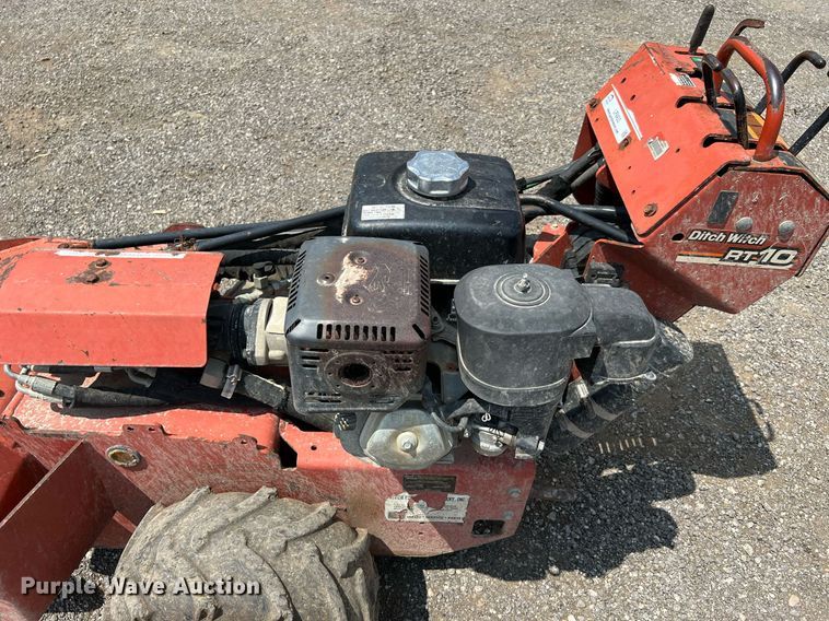 image for item LF9433 2010 Ditch Witch RT10  trencher