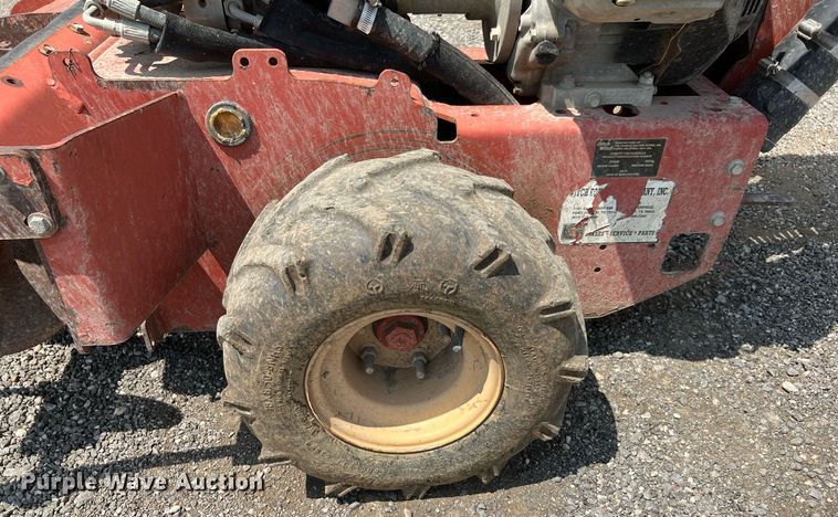 image for item LF9433 2010 Ditch Witch RT10  trencher