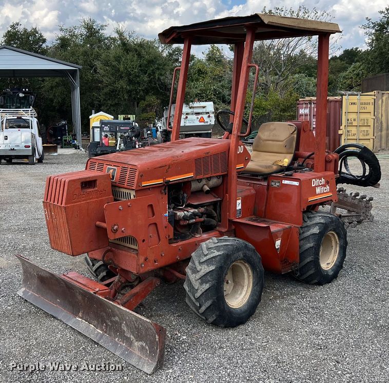 image for item LF9434 1997 Ditch Witch 3700  trencher