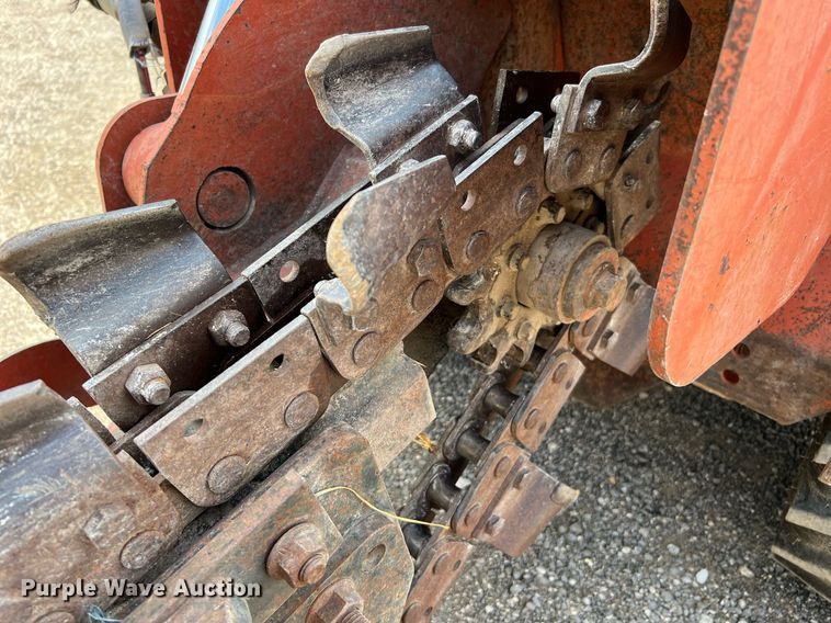 image for item LF9434 1997 Ditch Witch 3700  trencher