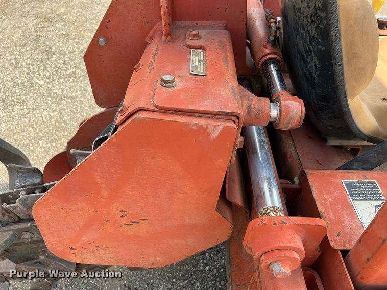 image for item LF9434 1997 Ditch Witch 3700  trencher