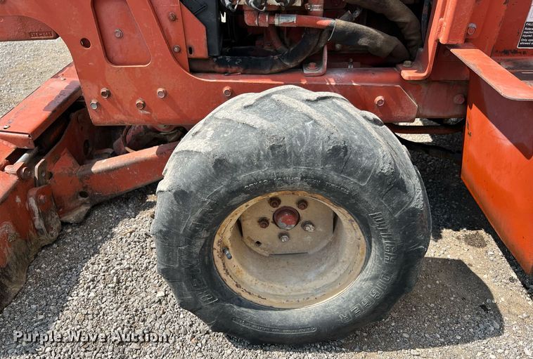 image for item LF9434 1997 Ditch Witch 3700  trencher