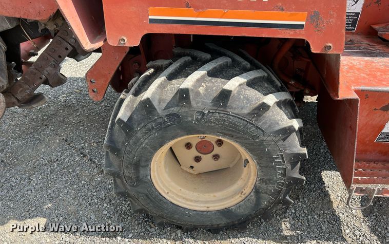 image for item LF9434 1997 Ditch Witch 3700  trencher