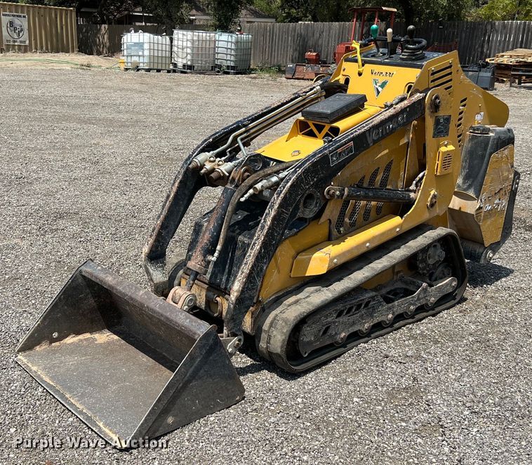 image for item LF9437 2018 Vermeer S925TX  compact utility loader