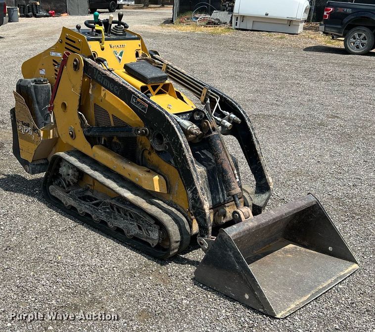 image for item LF9437 2018 Vermeer S925TX  compact utility loader