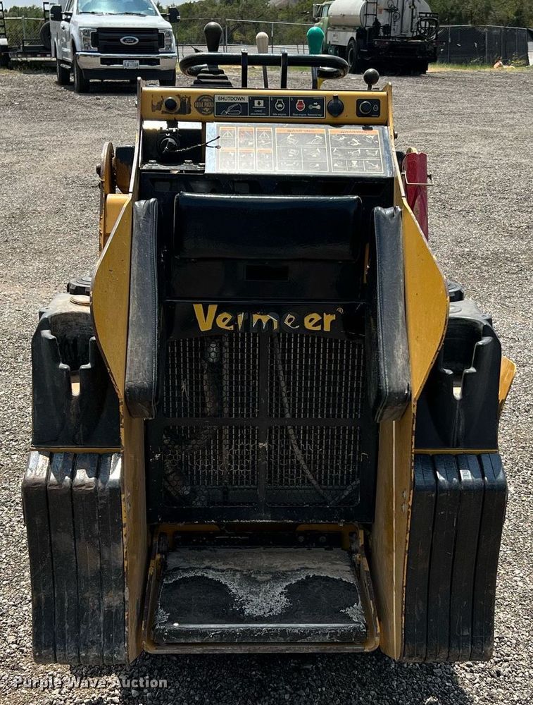 image for item LF9437 2018 Vermeer S925TX  compact utility loader