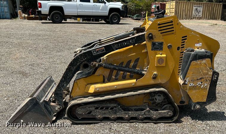 image for item LF9437 2018 Vermeer S925TX  compact utility loader