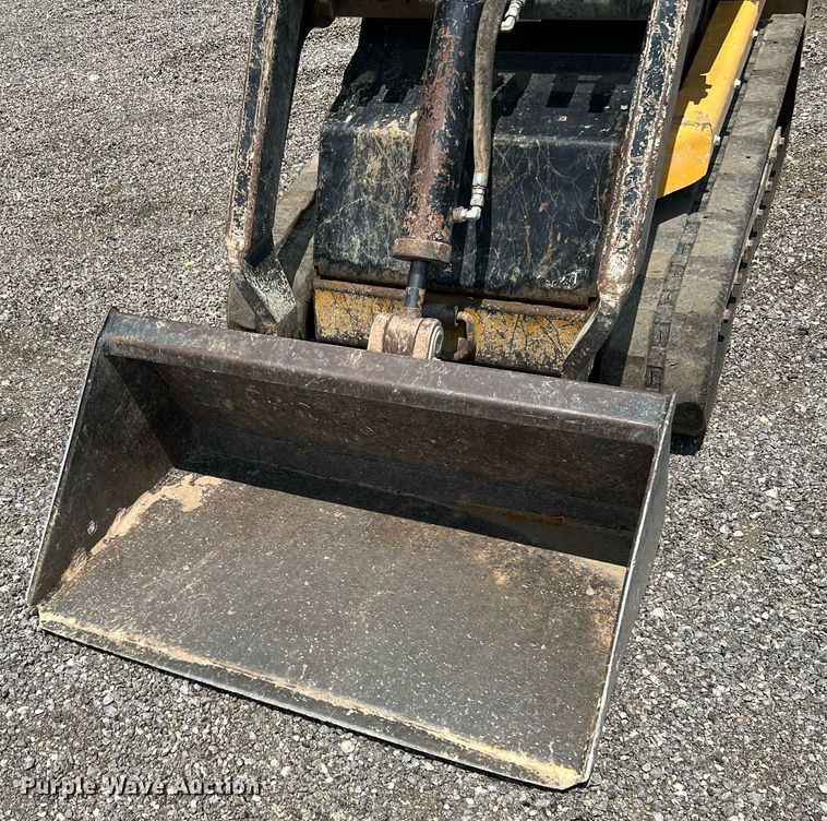 image for item LF9437 2018 Vermeer S925TX  compact utility loader