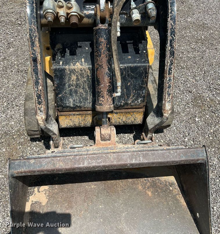 image for item LF9437 2018 Vermeer S925TX  compact utility loader