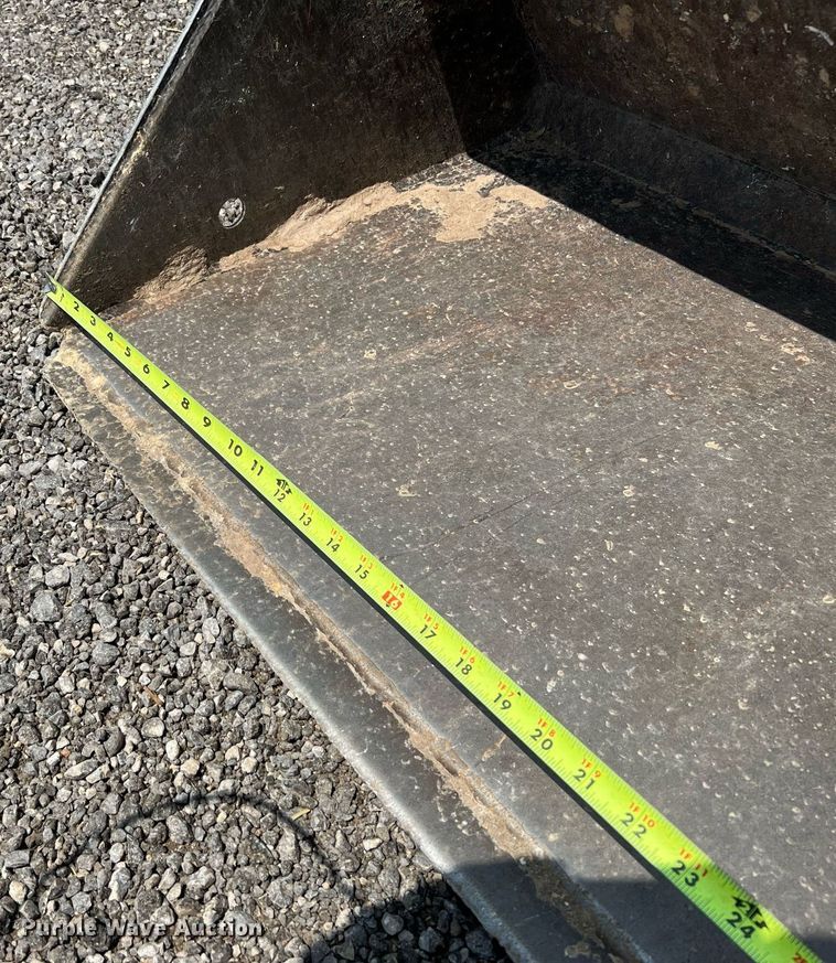 image for item LF9437 2018 Vermeer S925TX  compact utility loader