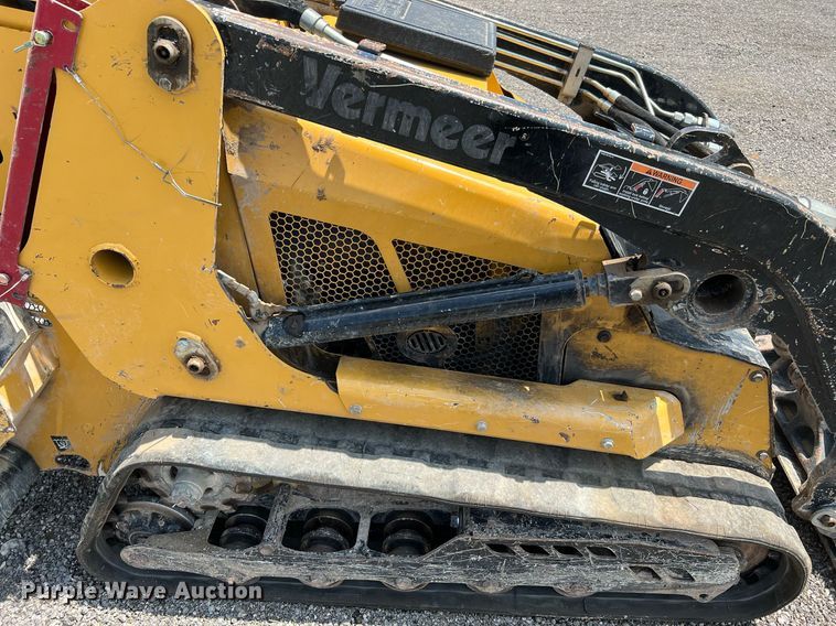 image for item LF9437 2018 Vermeer S925TX  compact utility loader