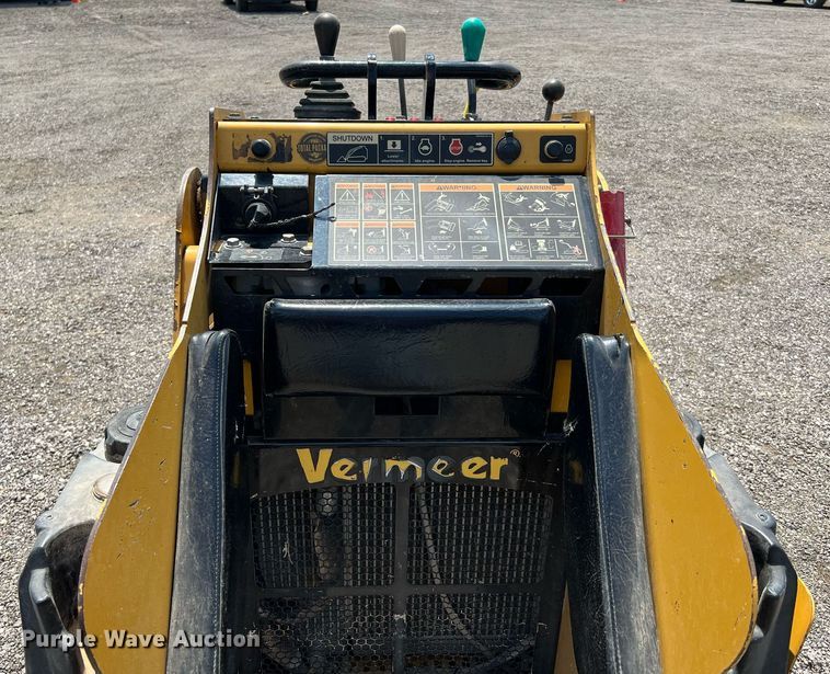image for item LF9437 2018 Vermeer S925TX  compact utility loader
