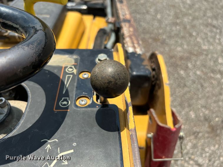 image for item LF9437 2018 Vermeer S925TX  compact utility loader