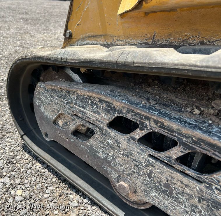 image for item LF9437 2018 Vermeer S925TX  compact utility loader