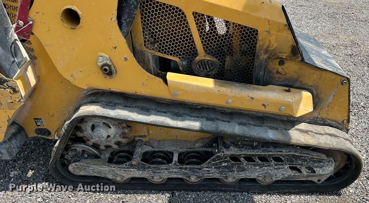 image for item LF9437 2018 Vermeer S925TX  compact utility loader