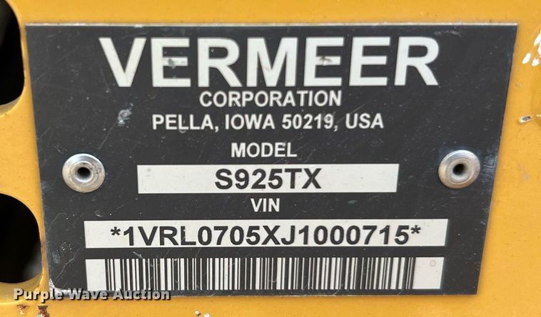 image for item LF9437 2018 Vermeer S925TX  compact utility loader