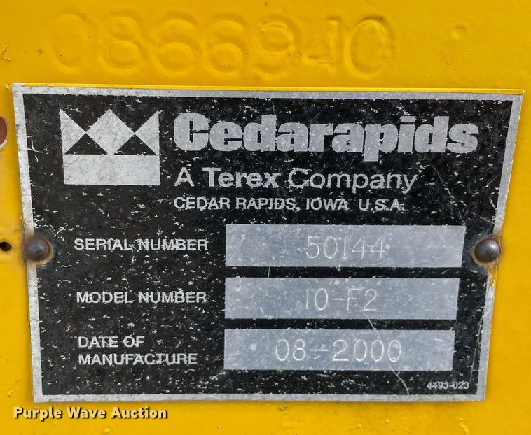 image for item LJ9627 2000 Cedarapids CR451  paver