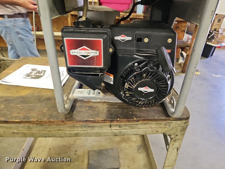 image for item LM9122 Briggs & Stratton 030424 generator