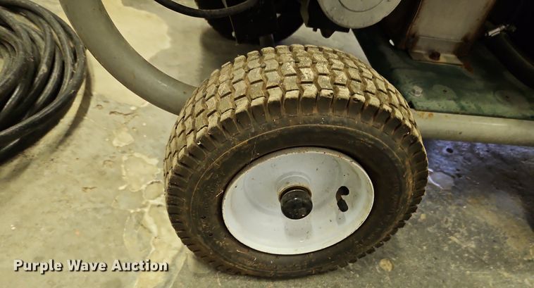 image for item LM9123 Hy-Flo Bear X4 hot pressure washer