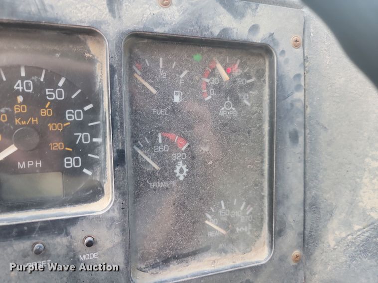 image for item LQ9225 1997 Volvo WXLL  refuse truck