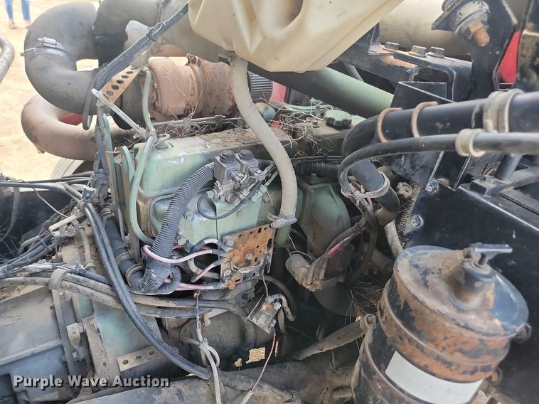 image for item LQ9225 1997 Volvo WXLL  refuse truck