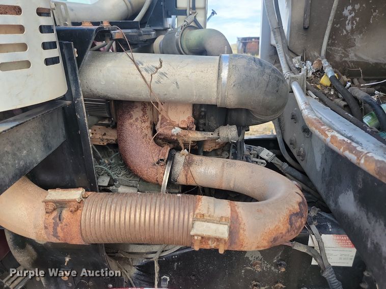 image for item LQ9225 1997 Volvo WXLL  refuse truck