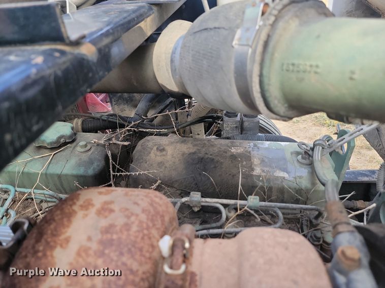 image for item LQ9225 1997 Volvo WXLL  refuse truck