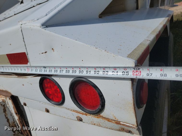 image for item LQ9227 2006 Manac LWBD240  bottom dump trailer