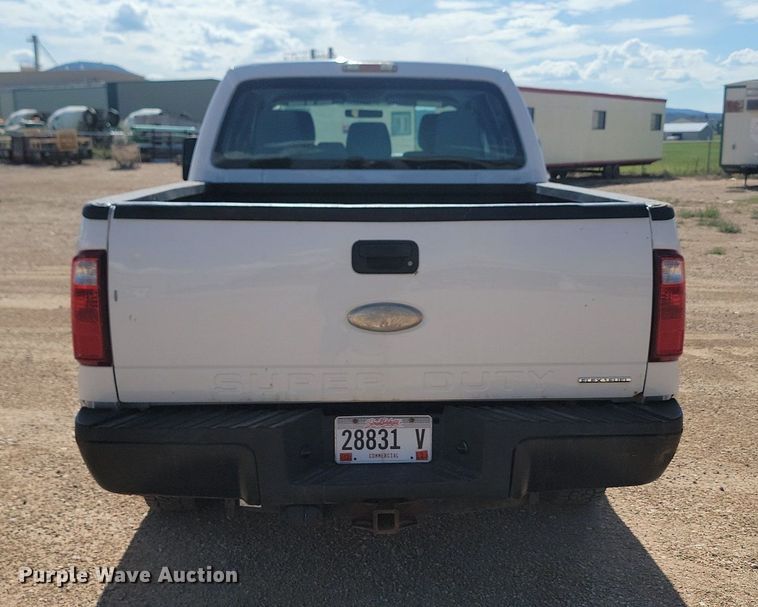 image for item LQ9228 2012 Ford F-250  Super Duty  Crew Cab pickup truck