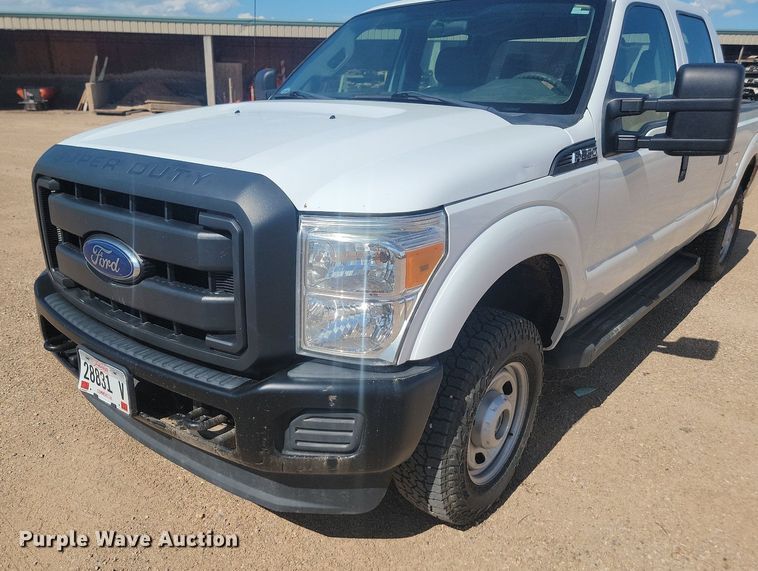 image for item LQ9228 2012 Ford F-250  Super Duty  Crew Cab pickup truck