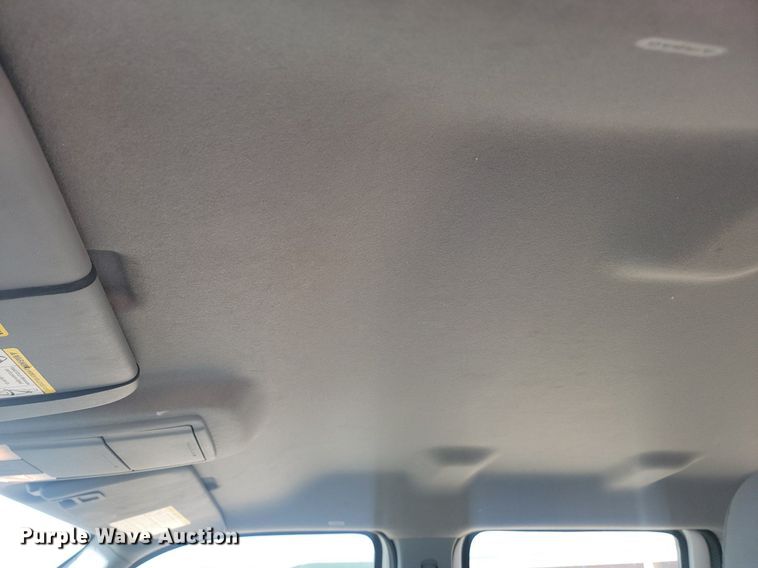 image for item LQ9228 2012 Ford F-250  Super Duty  Crew Cab pickup truck