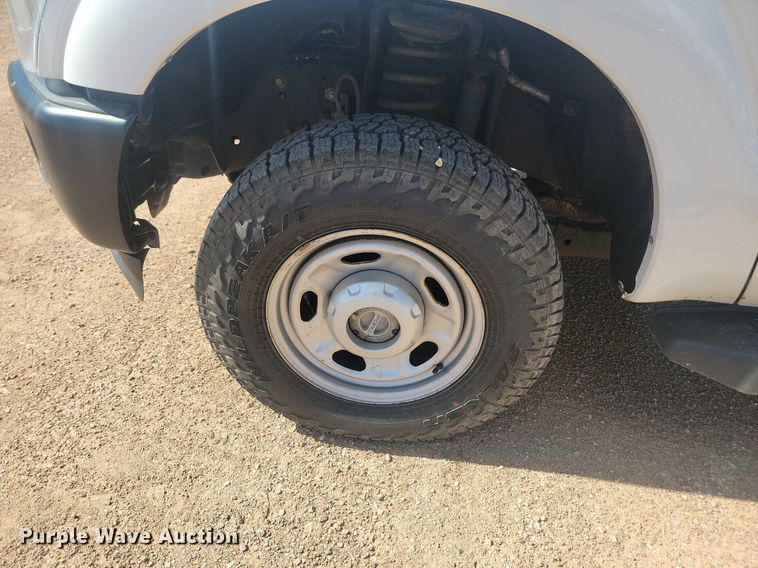 image for item LQ9228 2012 Ford F-250  Super Duty  Crew Cab pickup truck