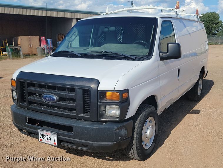image for item LQ9230 2009 Ford E-250  delivery van
