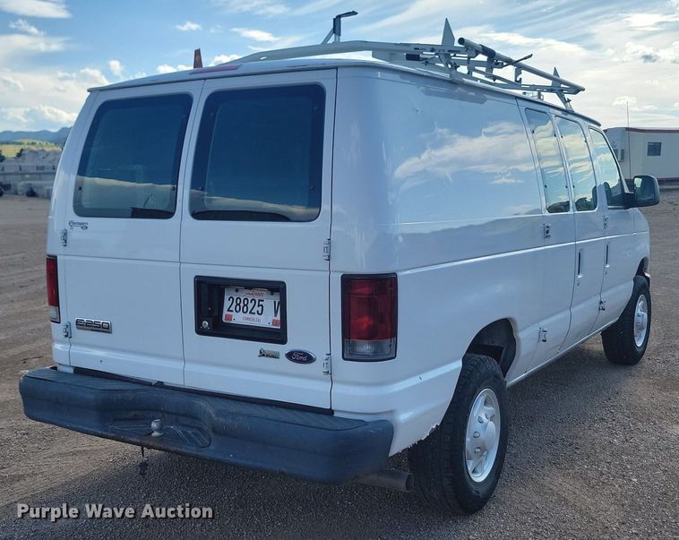image for item LQ9230 2009 Ford E-250  delivery van