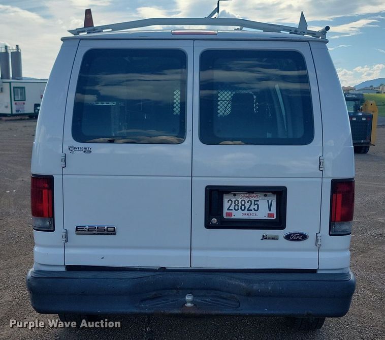 image for item LQ9230 2009 Ford E-250  delivery van