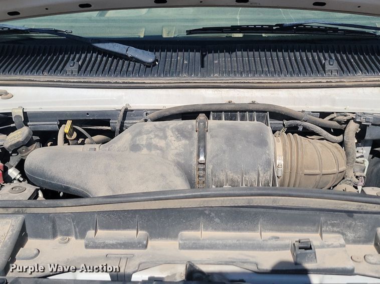 image for item LQ9230 2009 Ford E-250  delivery van