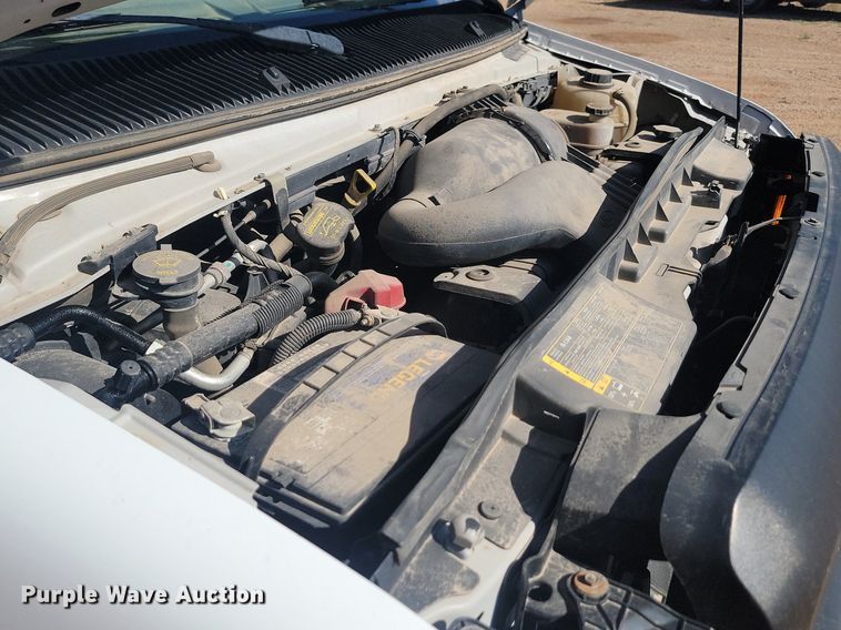 image for item LQ9230 2009 Ford E-250  delivery van