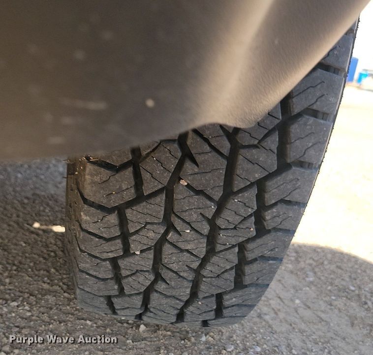 image for item LQ9230 2009 Ford E-250  delivery van