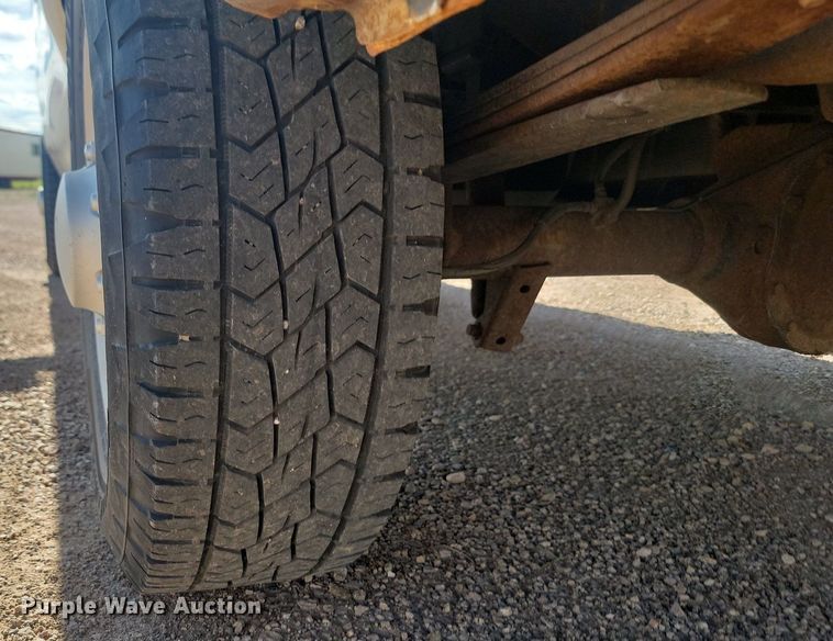 image for item LQ9230 2009 Ford E-250  delivery van