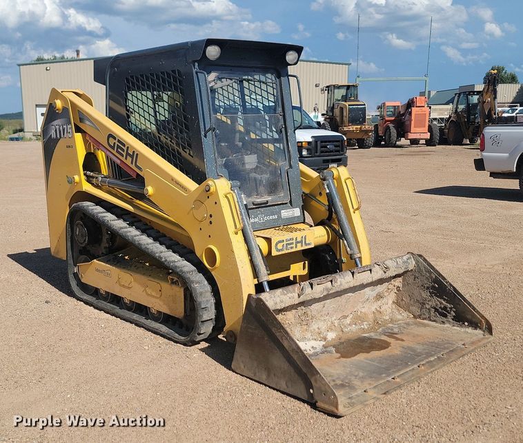 image for item LQ9231 2018 Gehl RT175  skid steer loader