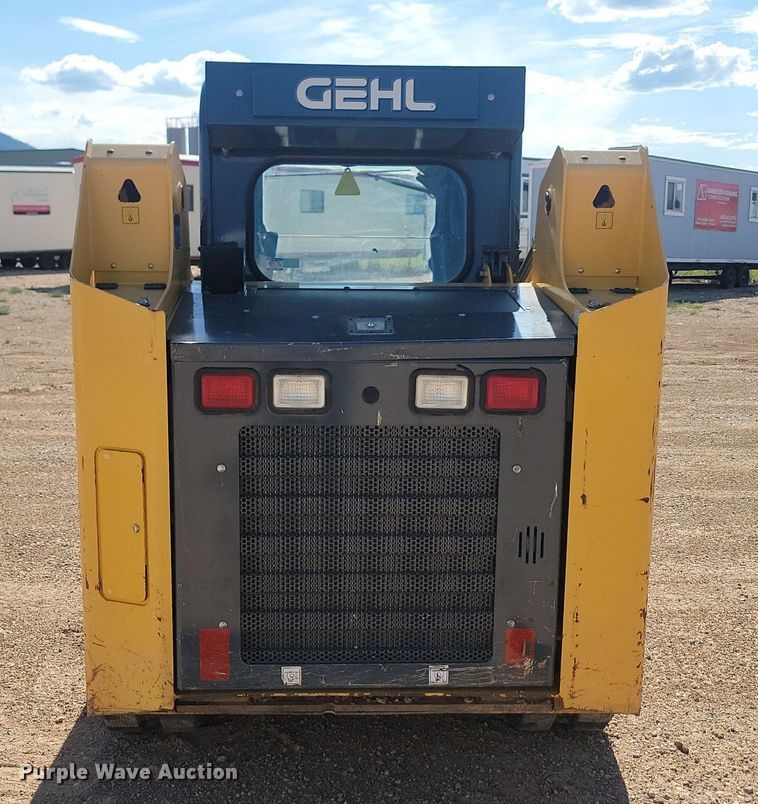 image for item LQ9231 2018 Gehl RT175  skid steer loader