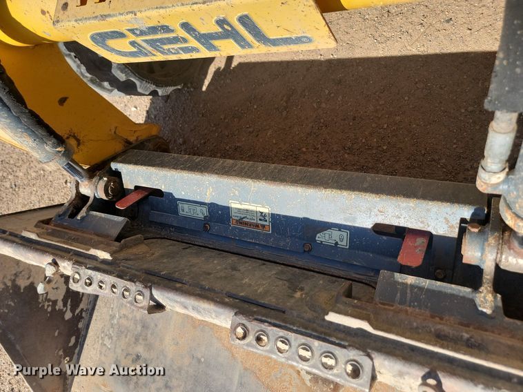 image for item LQ9231 2018 Gehl RT175  skid steer loader