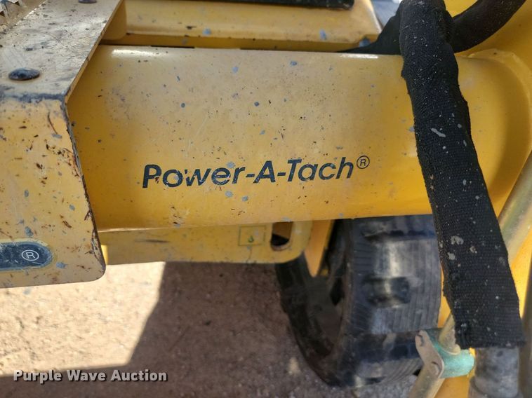 image for item LQ9231 2018 Gehl RT175  skid steer loader