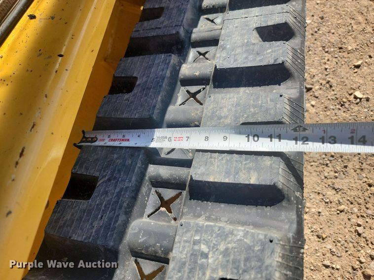 image for item LQ9231 2018 Gehl RT175  skid steer loader