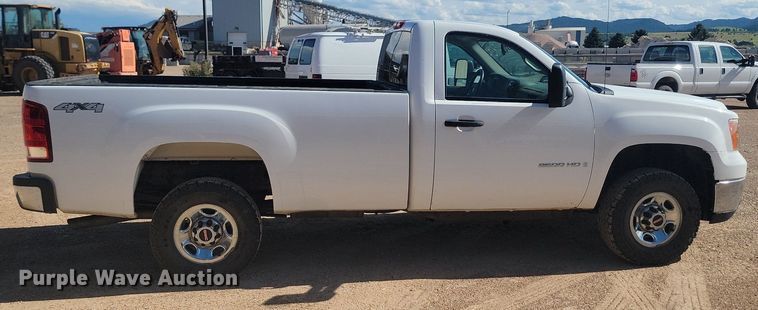 image for item LQ9232 2009 GMC Sierra 2500HD  pickup truck