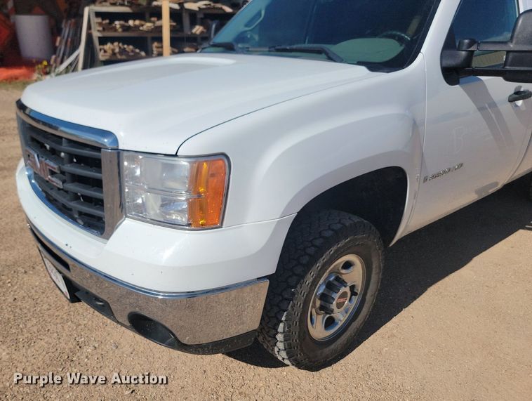 image for item LQ9232 2009 GMC Sierra 2500HD  pickup truck