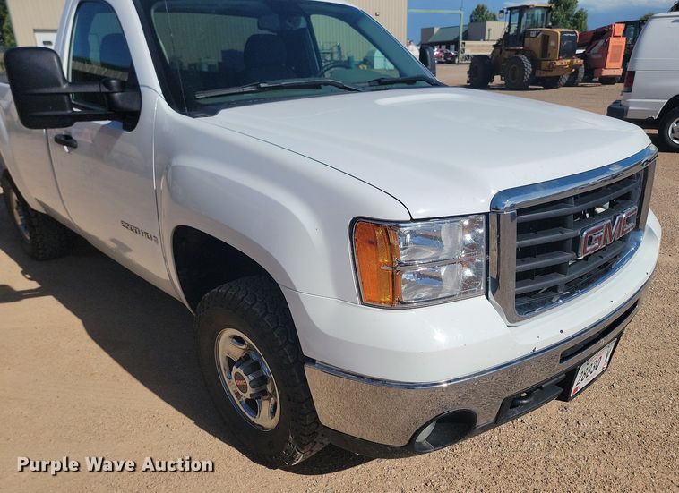 image for item LQ9232 2009 GMC Sierra 2500HD  pickup truck