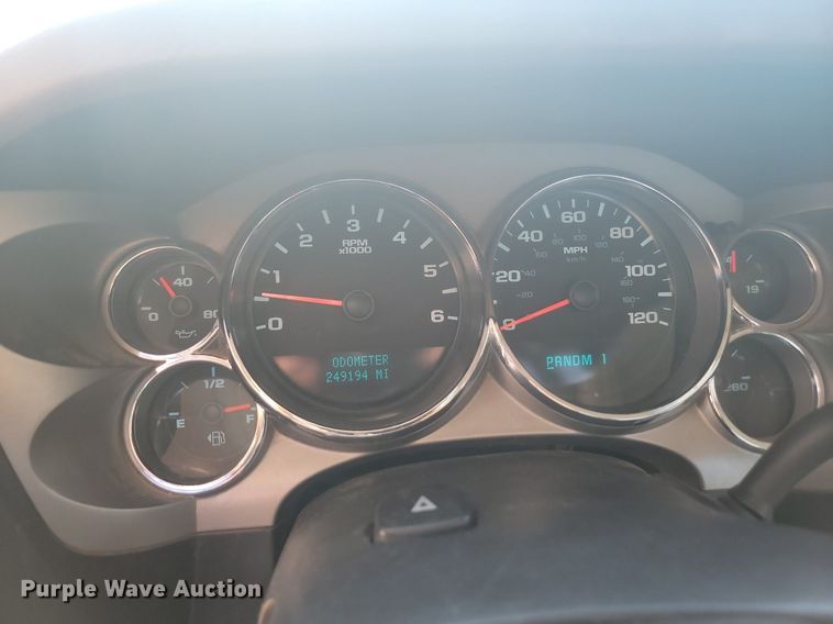 image for item LQ9232 2009 GMC Sierra 2500HD  pickup truck